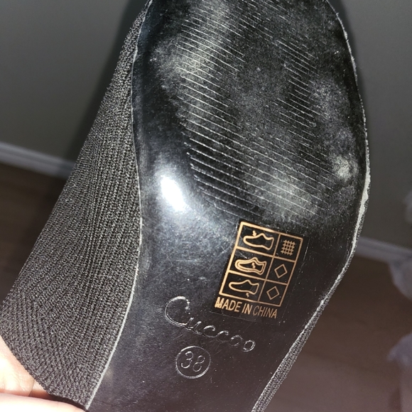 sandles - Picture 3 of 4